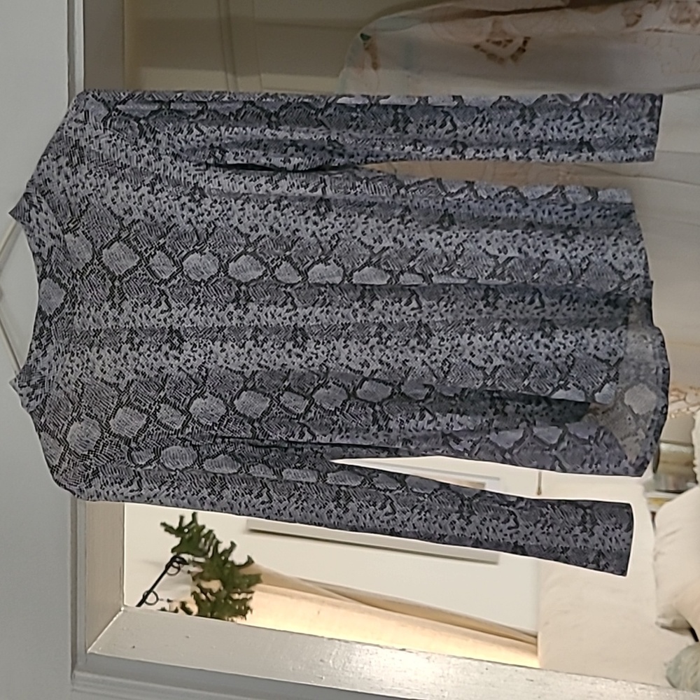 Snake skin mock turtle neck
